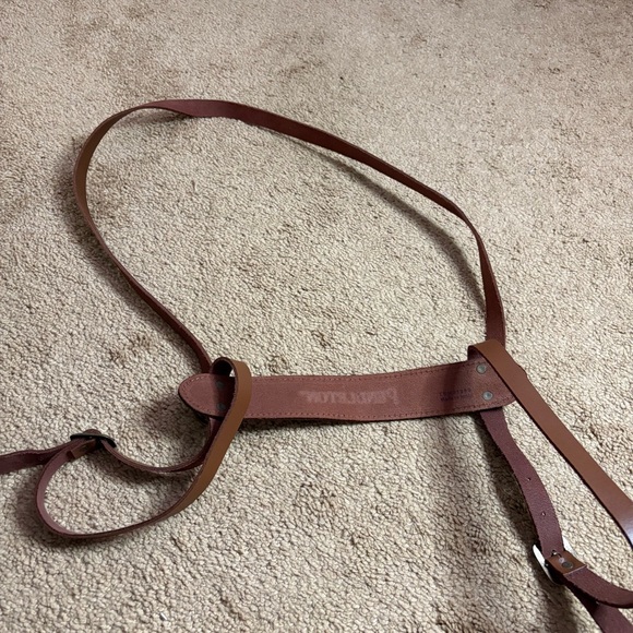 Pendleton Unisex Premium Small Leather Carrier Brown for Blankets Made in India - Picture 8 of 11